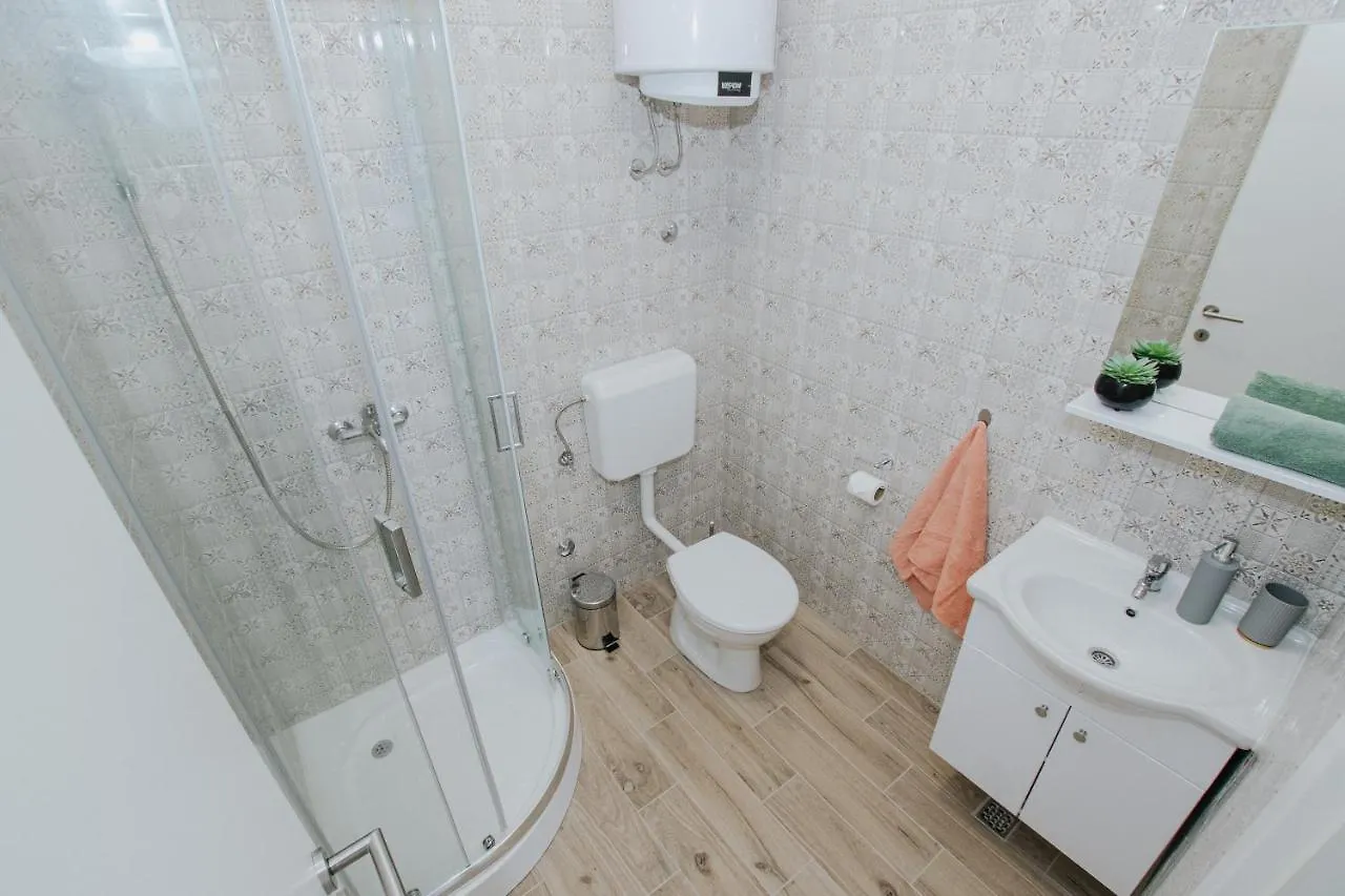 House Marija Drvenik Mali Vila Trogir 0*,  Croácia