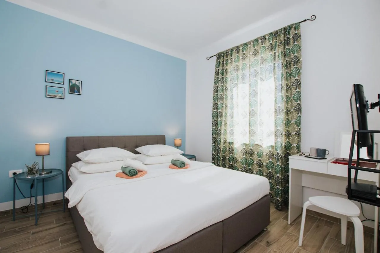 House Marija Drvenik Mali Vila Trogir 0*,